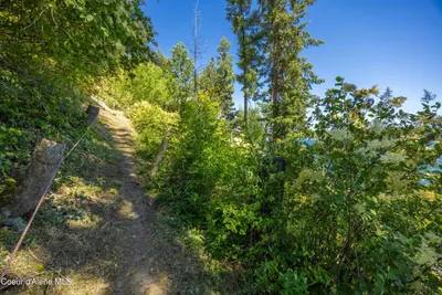 Property 26-10557 - Photo 12