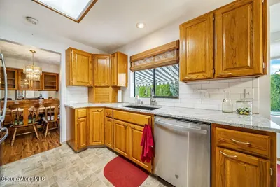 Property 26-10169 - Photo 11