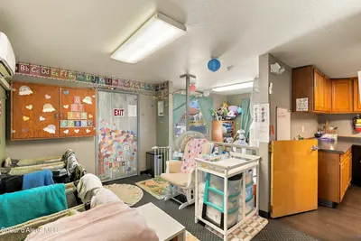Property 26-10645 - Photo 17