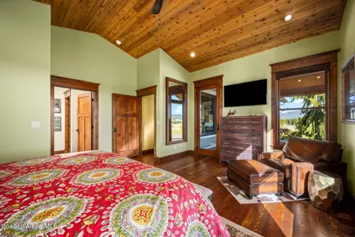 Property 26-10600 - Photo 27