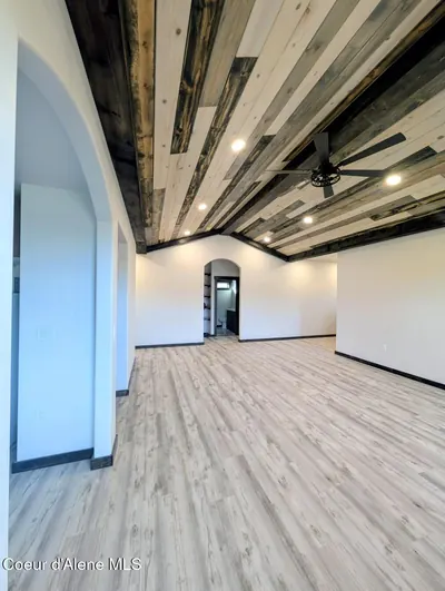 Property 26-9136 - Photo 6
