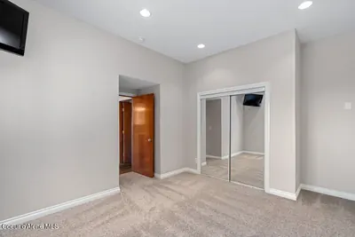 Property 26-8617 - Photo 82