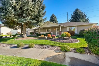 Property 26-9835 - Photo 1