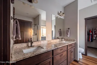 Property 26-10017 - Photo 16