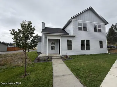Property 26-9695 - Photo 1