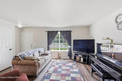Property 26-7604 - Photo 7