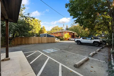 Property 26-9986 - Photo 27