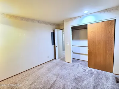 Property 26-10482 - Photo 17