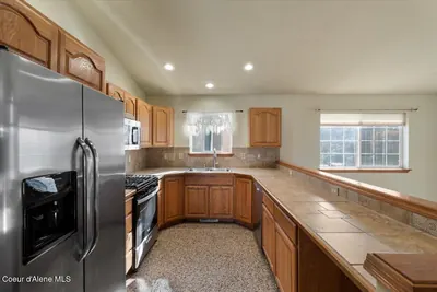 Property 26-10287 - Photo 11