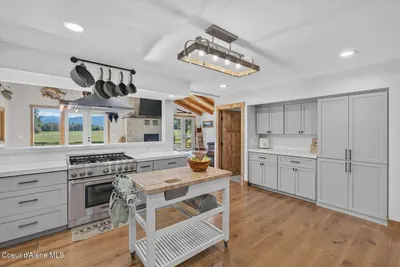 Property 26-6406 - Photo 9