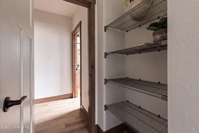 Property 26-10610 - Photo 31