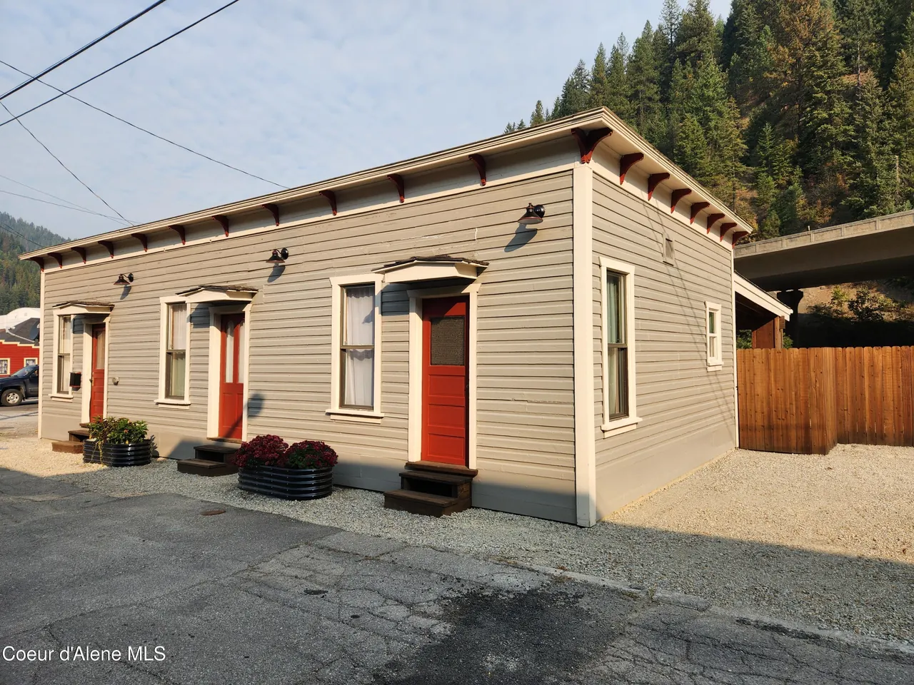 Property 25-10066 - Photo 1