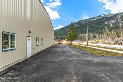 Property 24-10840 - Photo 9