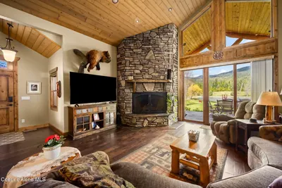Property 26-9338 - Photo 27
