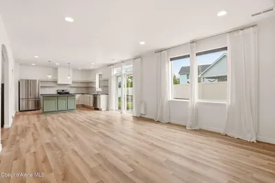Property 26-8792 - Photo 5