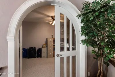 Property 26-1812 - Photo 53