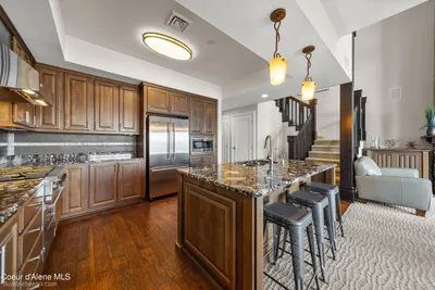 Property 26-1649 - Photo 6