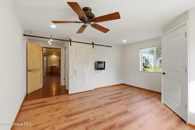 Property 26-8585 - Photo 18