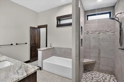 Property 26-8183 - Photo 66