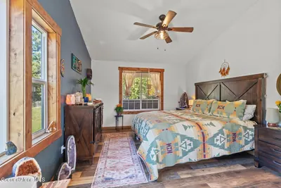 Property 26-10325 - Photo 15