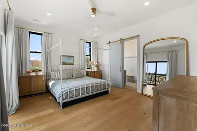 Property 26-8497 - Photo 27