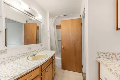 Property 26-8904 - Photo 15