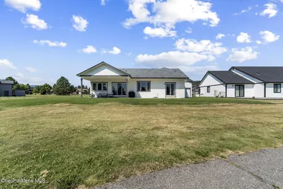 Property 26-8077 - Photo 69
