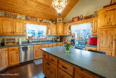 Property 26-9233 - Photo 27