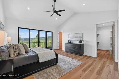 Property 26-9932 - Photo 33