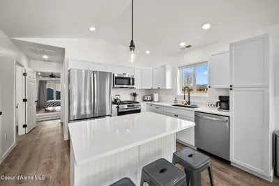 Property 25-11155 - Photo 5