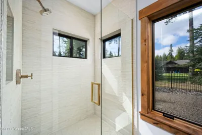 Property 25-9924 - Photo 25