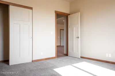 Property 26-7933 - Photo 13