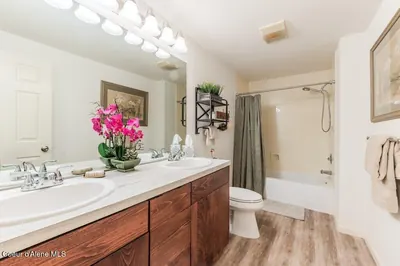 Property 26-5042 - Photo 41
