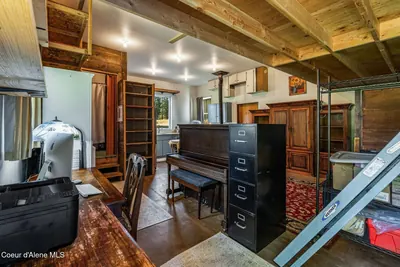 Property 26-10008 - Photo 35