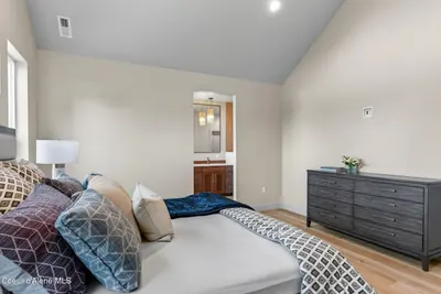 Property 26-9930 - Photo 34