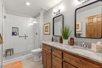 Property 26-9942 - Photo 29