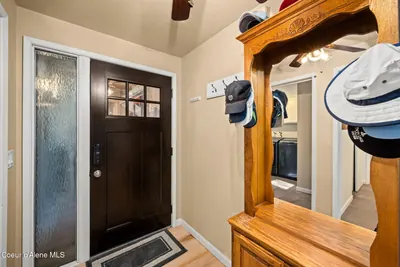 Property 26-3376 - Photo 2