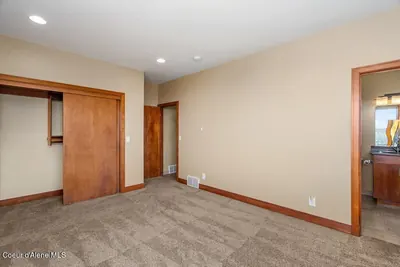 Property 26-8617 - Photo 54