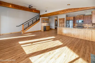 Property 26-1796 - Photo 3