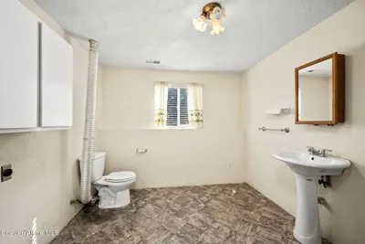 Property 26-9221 - Photo 37