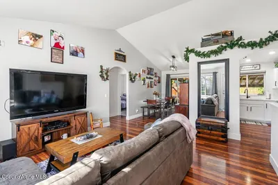 Property 26-9737 - Photo 2