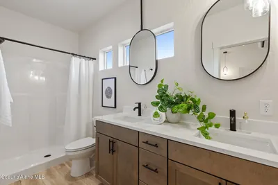 Property 26-10461 - Photo 12