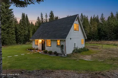 Property 26-10008 - Photo 1