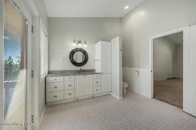 Property 26-3703 - Photo 43
