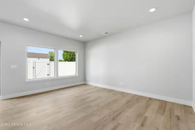 Property 26-10202 - Photo 8