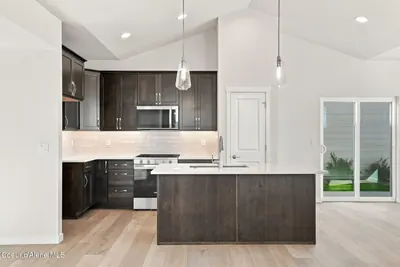 Property 26-10339 - Photo 14