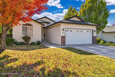 Property 26-10258 - Photo 2