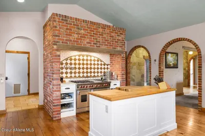 Property 26-9839 - Photo 27