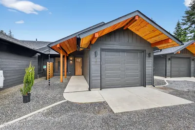Property 26-6898 - Photo 2
