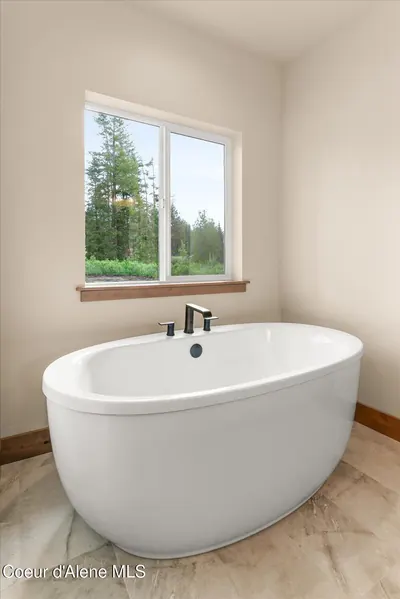 Property 26-9301 - Photo 35